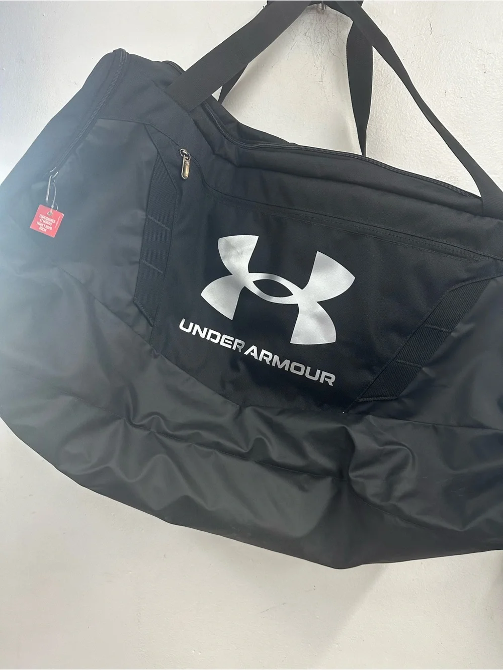 Under Armour Black Duffle Bag - Large Travel & Gym Bag new